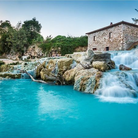 Bio Agriturismo Le Cascatelle Saturnia Exterior foto