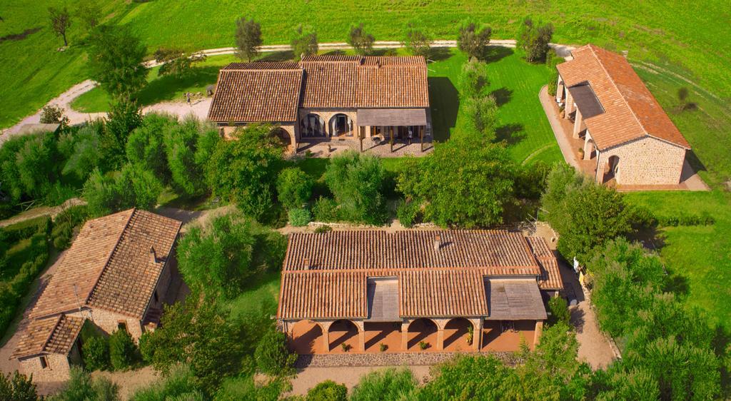 Bio Agriturismo Le Cascatelle Saturnia Exterior foto