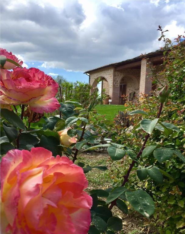 Bio Agriturismo Le Cascatelle Saturnia Exterior foto