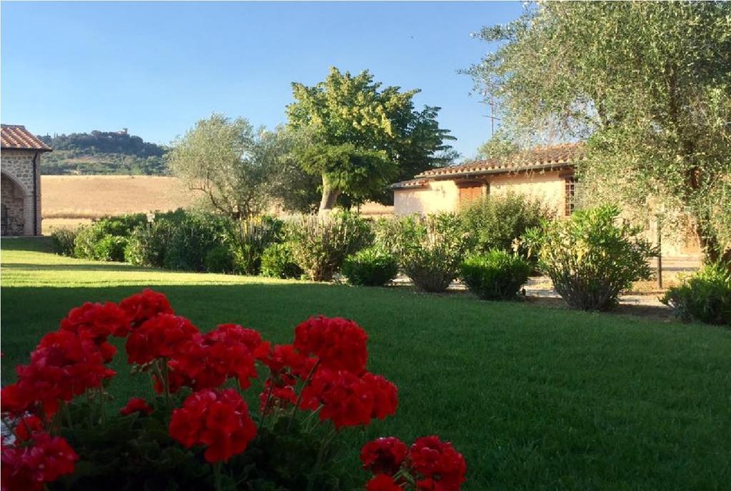Bio Agriturismo Le Cascatelle Saturnia Exterior foto