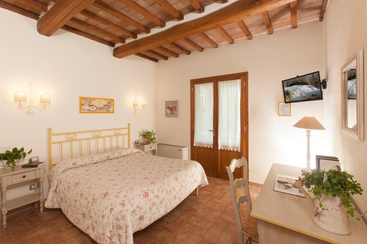 Bio Agriturismo Le Cascatelle Saturnia Exterior foto