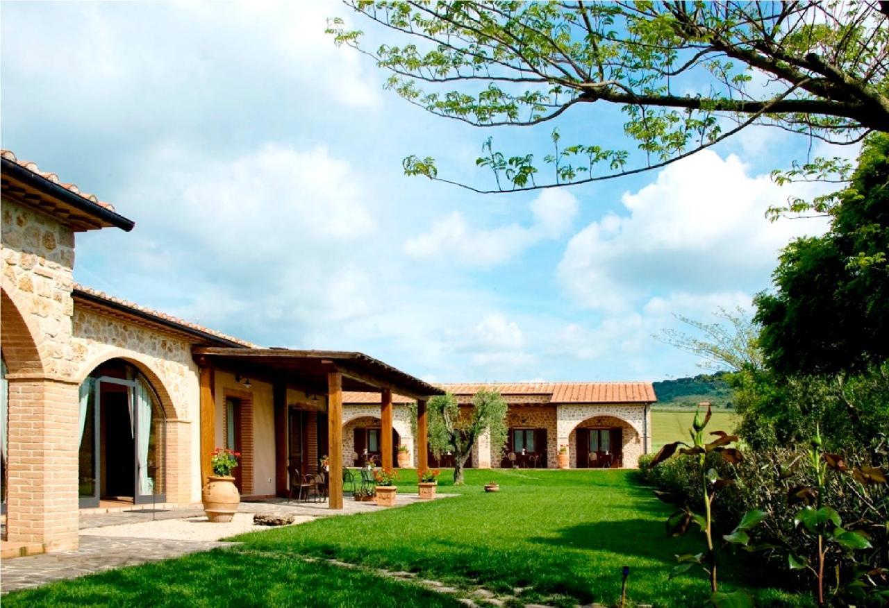 Bio Agriturismo Le Cascatelle Saturnia Exterior foto